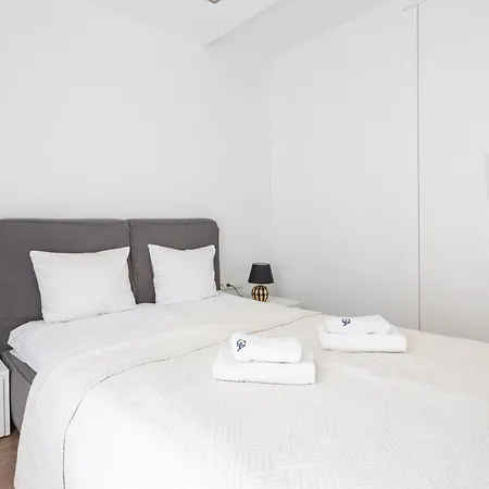 Urban Chic - Oxygen - Wola - Wroniaab